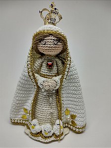 Nossa Senhora Rainha do Amor em Crochê Luxo