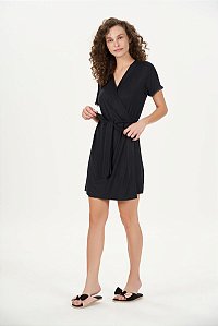 Robe Manga Curta Preto com detalhe em renda