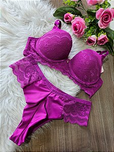 CONJUNTO COM DETALHES EM RENDA CALCINHA FIO DUPLO