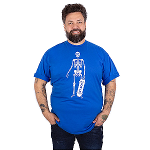 Camiseta Plus Size Caveira Skateboarder