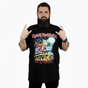 Camiseta Plus Size Iron Maiden Run To The Hills Preta - Oficial