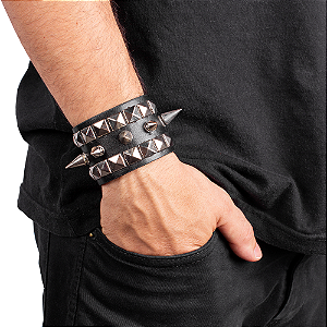 Pulseira Em Couro e Aço Inoxidável Spikes - Preta