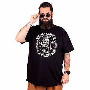 Camiseta Plus Size Retro Gaming - Preta.