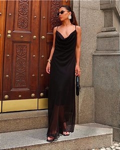 Vestido Tule Decote Degrade Preto