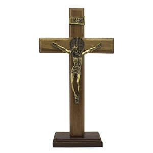 Crucifixo de Mesa Tradicional Madeira com Medalha de São Bento 29 cm