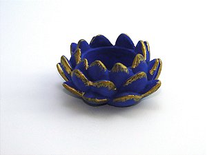 Castiçal Flor de Lótus Azul e Dourado Gesso 8 cm
