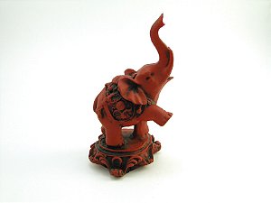 Estátua Elefante Picadeiro cor Vermelho Resina 15 cm