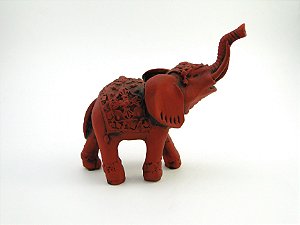 Estátua Elefante Indiano cor Vermelho Resina 15 cm