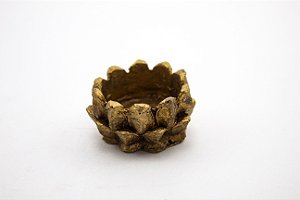 Mini Castiçal Flor de Lótus Dourado Resina 5 cm