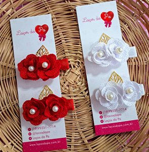 PAR CLIPS FLORES LUXO FESTAS