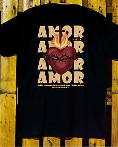 Camiseta o amor me amou