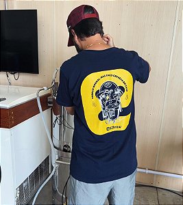 Camiseta Estonada Pareço Normal mas faço Cerveja em Casa EZbrew
