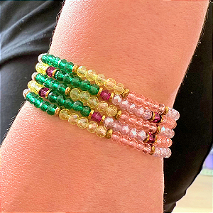 Pulseira de Imã com Cristais Amarelo Manteiga, Rosa Claro, Lilás, Pink, Verde e Hematita Dourada 784P