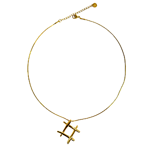 Colar de Aço Dourado com Pingente de Trama CL797