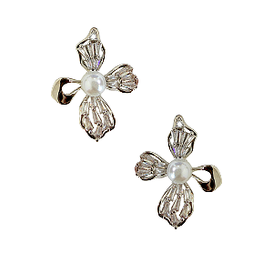 Brinco Pequeno Prata Flor com Pérola e Zircônias BF1345