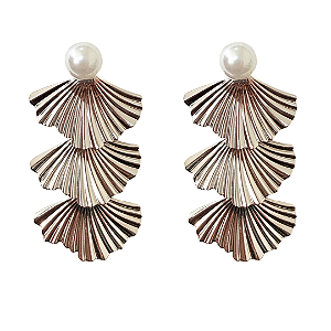 Brinco Pendurado Grande Prata Leques com Pérolas BG2151