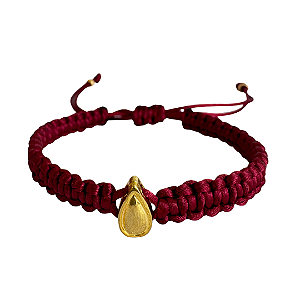 Pulseira Ajustavel de Macramê Marsala com Pingente Gota 895P