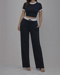 Conjunto Azul Marinho Casual com Contraste