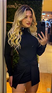 Vestido Curto Manga Longa Drapeado Preto
