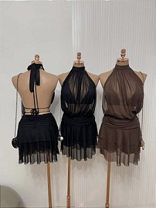 Conjunto de tule