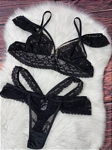 Conjunto de Renda Preto Sensual