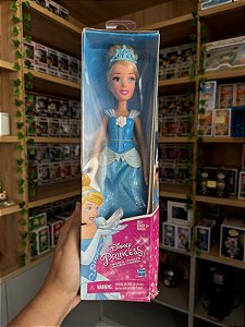 Barbie Cinderella - Disney Princess Hasbro.