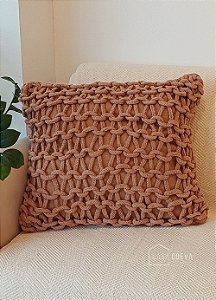 Almofada Artesanal Cordão Caramelo 45 x 45
