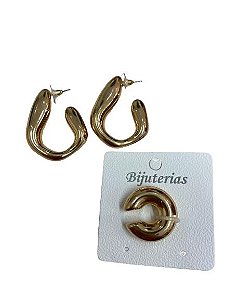 Par de Brincos Abstrato Dourado N230 - NÃO HÁ TROCA