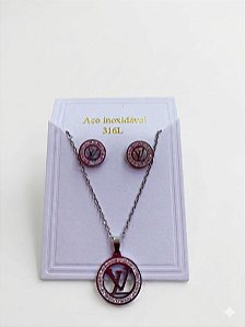 Conjunto Colar e Brinco LV Prata em Aço Inoxidável N30 - NÃO HÁ TROCA