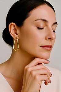 Brinco Argola Irregular Brilhante Feminino Banhado em Ouro 18K
