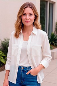 Camisa Acinturada Feminina com Bolsos de Viscose Cor Branco Tamanho M