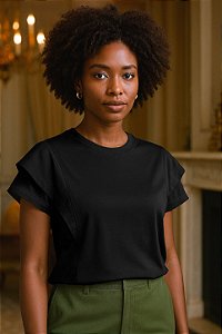 Camiseta Feminina com Babado na Manga de Viscose Cor Preto Tamanho M