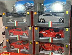 Coleção Ferrari Posto Shell - 2006 - 1/38 + cartela de adesivos Shell