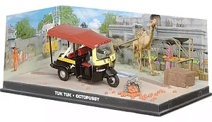 Tuk Tuk Octopussy 007 James Bond