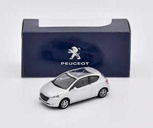 Peugeot 208 2012