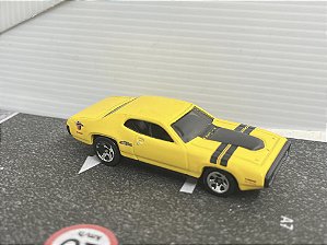 1971 Plymouth GTX - Amarelo