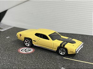 1971 Plynouth GTX - Amarelo