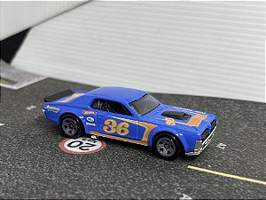 1968 Mercury Cougar azul