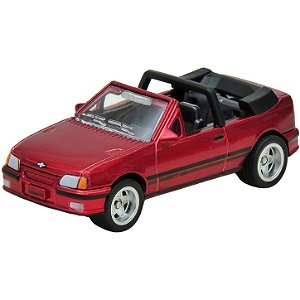1992 Chevrolet Kadett GSi vermelho - Pneu de Borracha