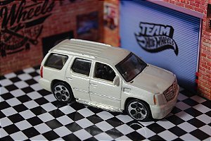 Cadillac Escalade 2000 - Com riscos