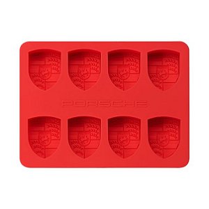 Emblema Porsche em forma de cubo de gelo.