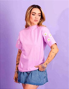 TSHIRT GOLA ALTA MARGARIDAS DE MANGAS
