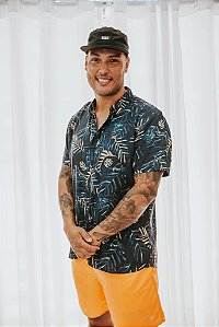 Camisa Florida Azul Marinho e Laranja