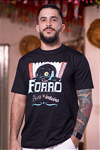 Camiseta Ouço Forró