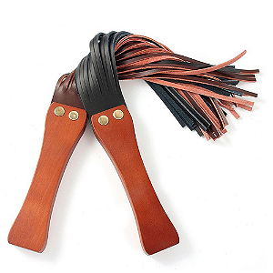 CHICOTE COM CABO DE MADEIRA