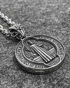 Medalha São Bento em aço inoxidável