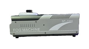 Máquina de fumaça 1500W - Skypix