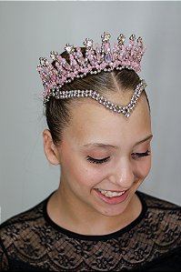 Coroa de bicos iguais com testeira rosa