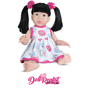 Boneca Doll Realist Small com Cabelo Preto Realista