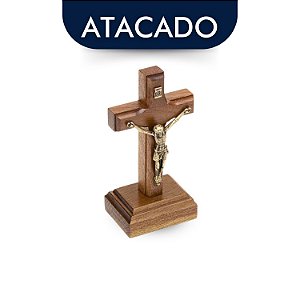 Crucifixo De Mesa Em Madeira Maciça 8,5cm Atacado